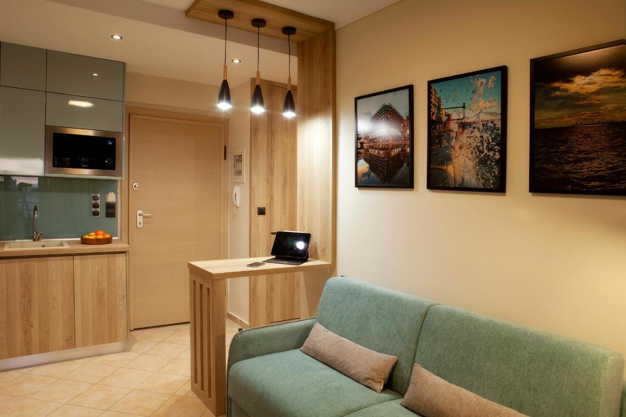 Designer Apartments Close To The Center + Free Parking 塞萨洛尼基 外观 照片